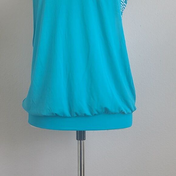 NIKE WORKOUT WOMAN'S TOP - Picture 11 of 13